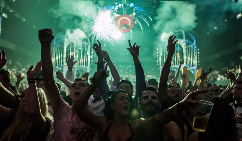 Dansen op het graf van Freaqshow | Nieuws | Hardstyle Report