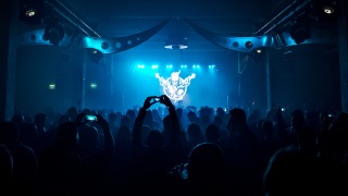 Hardstyle Report presents: 25 dagen Thunderdome 00