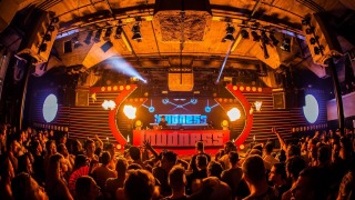 Let’s get Loudness by b2s 001