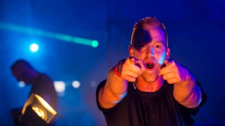 A love letter to... B-Front 001