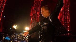 A love letter to... E-Force 001