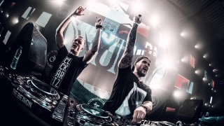 Clockartz: Review on 2018 001