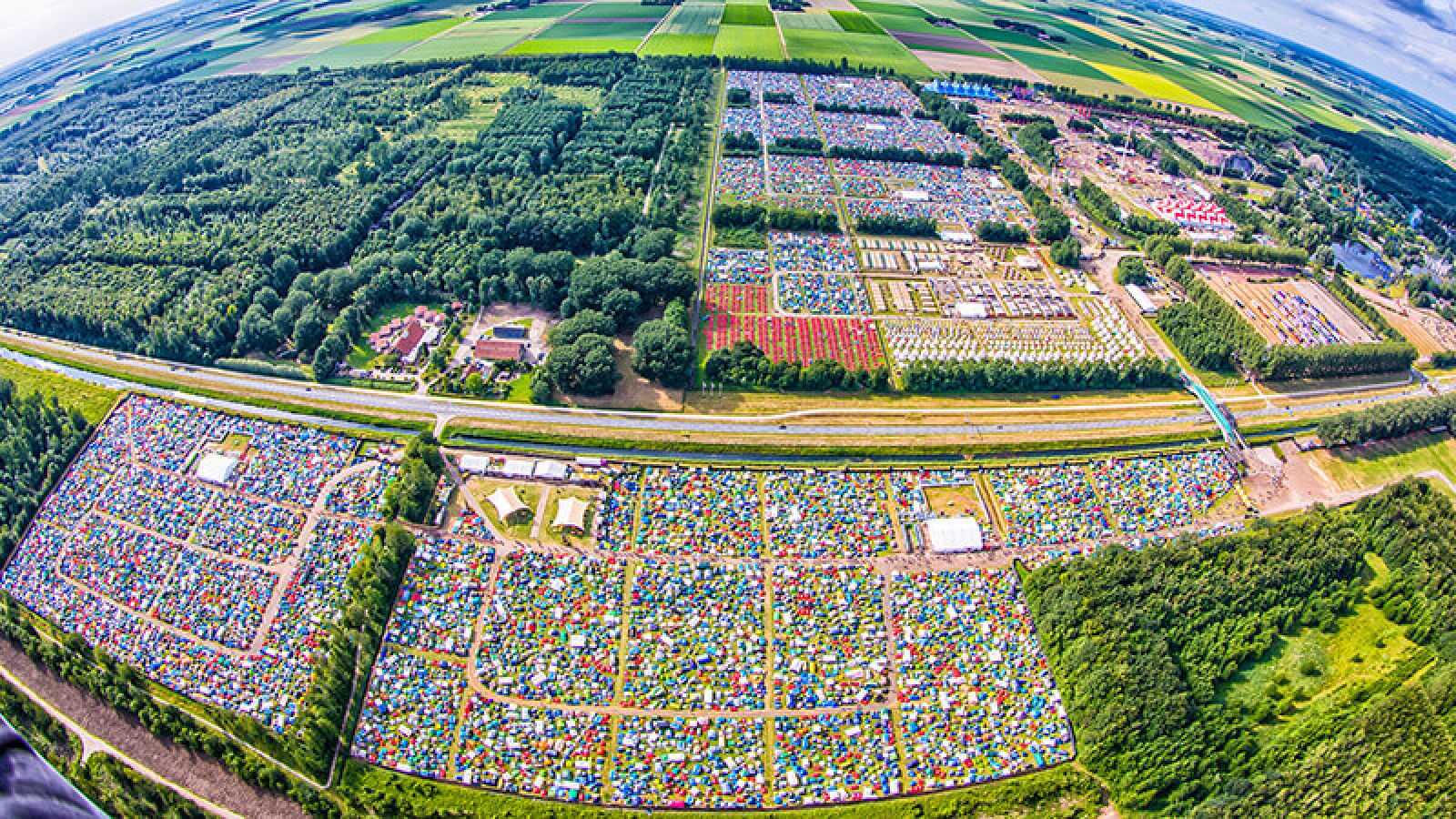 Comfort Camping vs Defqon.1 Camping Ground Blogs Hardstyle Report