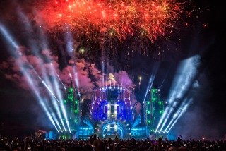 12-09-2017 Q-BASE 2017 0031