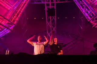 12-09-2017 Q-BASE 2017 0054