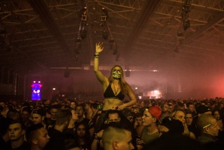 12-09-2017 Q-BASE 2017 0060