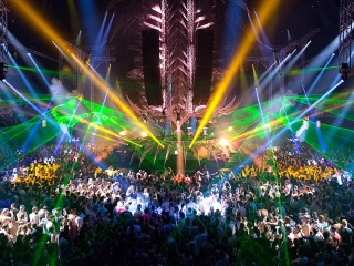 QAPITAL 2017 - Start the Rage 001